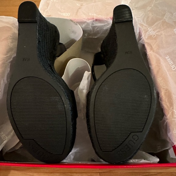 Guess Espadrille Wedges Black Size 8.5 New - Picture 6 of 6